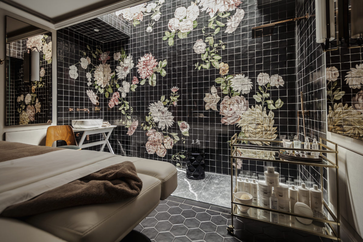 Gazelli treatment room
